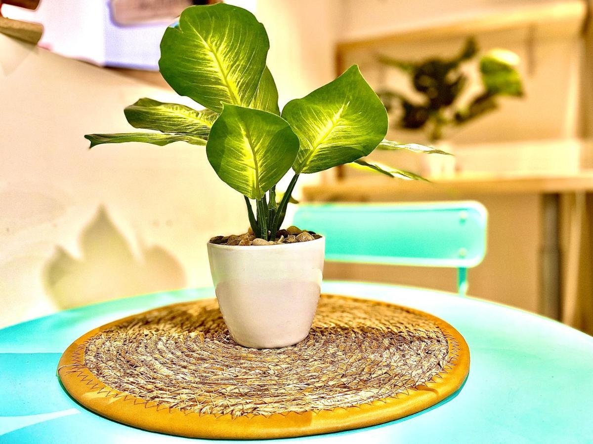*Le Namaste*Fibre Wifi*Hyper Centre* Apartment Salon-de-Provence Luaran gambar